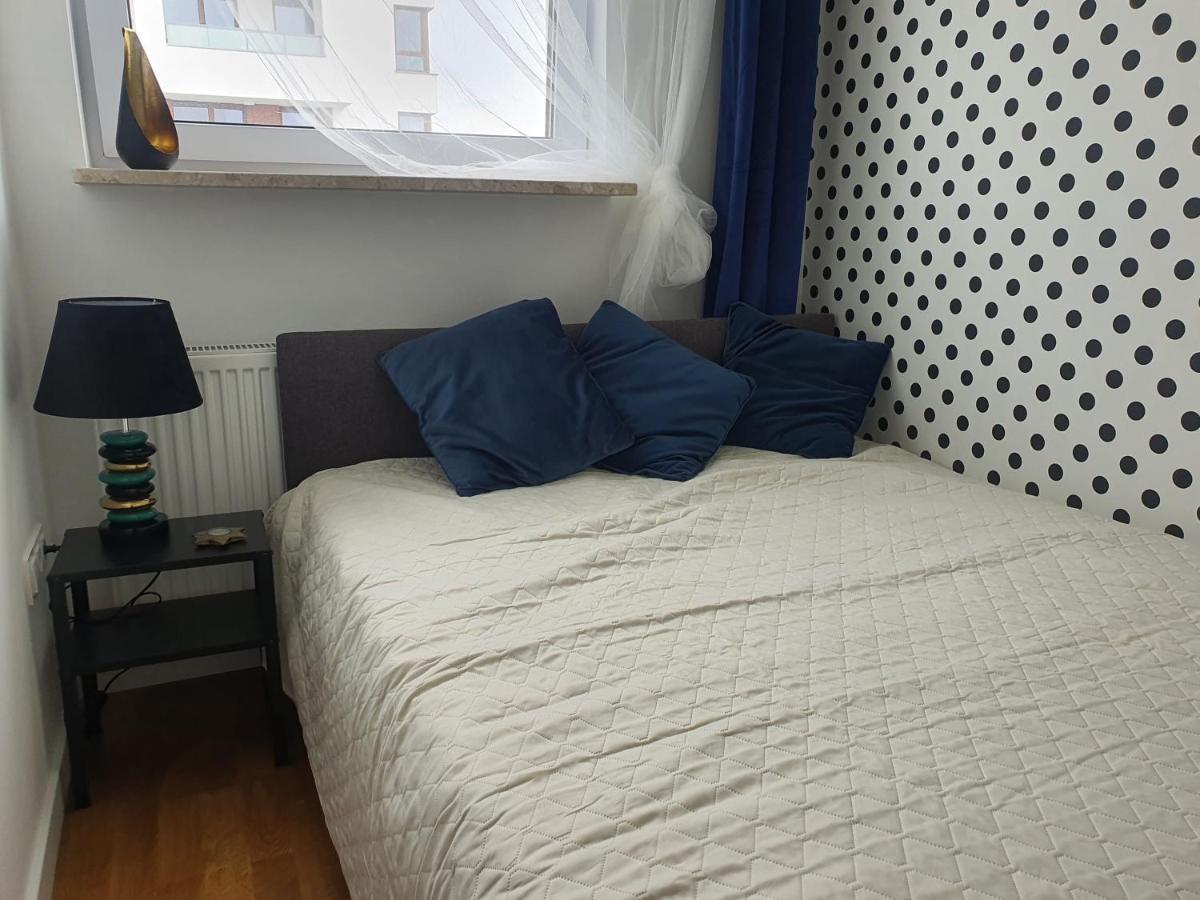 Apartament Przy Metro Warschau Buitenkant foto
