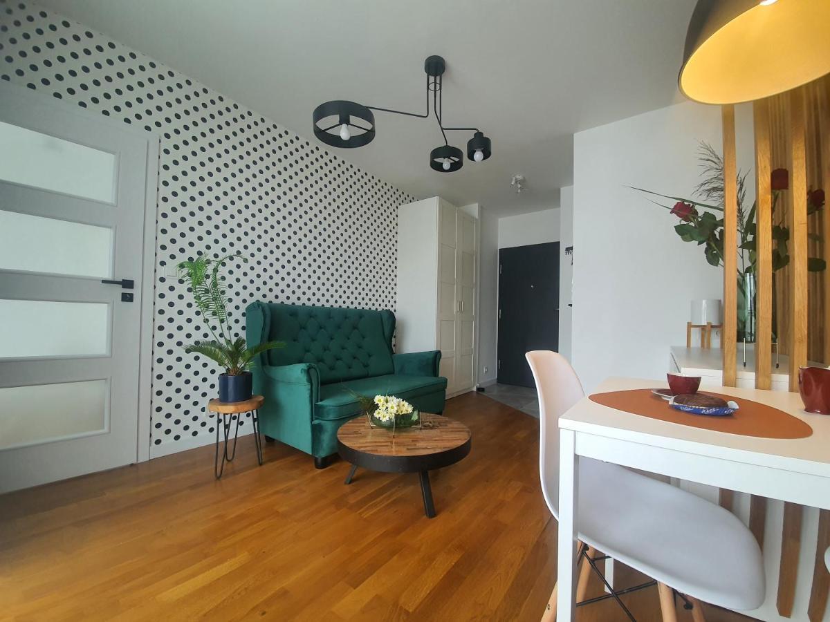 Apartament Przy Metro Warschau Buitenkant foto